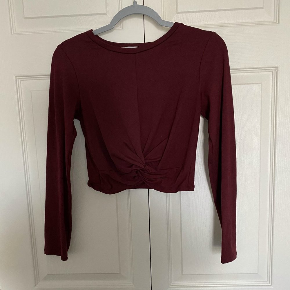 Long sleeve crop top